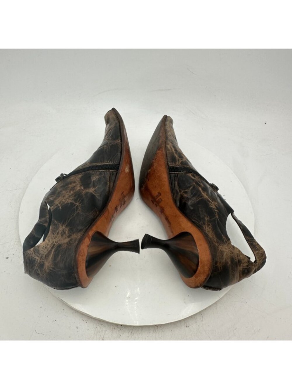 CYDWOQ Women Size EU 36.5 US 6.5 Brown Distressed Leather Kitten Heel Shoes - Picture 6 of 11